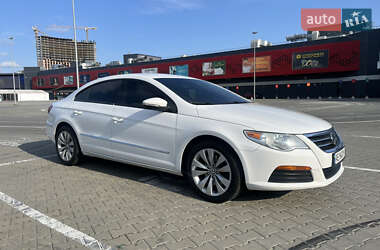 Купе Volkswagen CC / Passat CC 2011 в 
