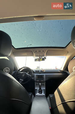 Купе Volkswagen CC / Passat CC 2013 в 