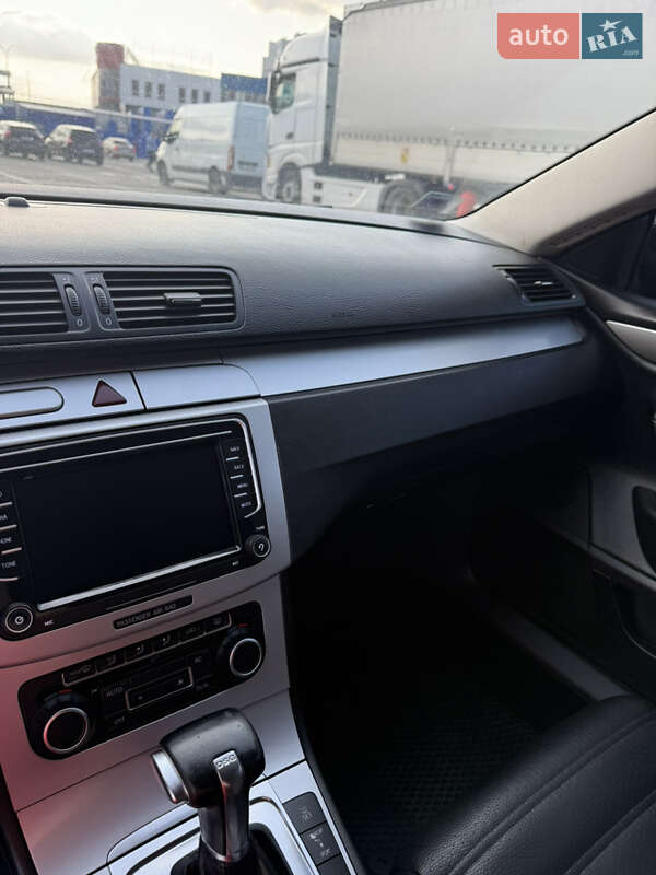 Купе Volkswagen CC / Passat CC 2010 в Хмельницком