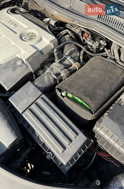 Купе Volkswagen CC / Passat CC 2010 в 