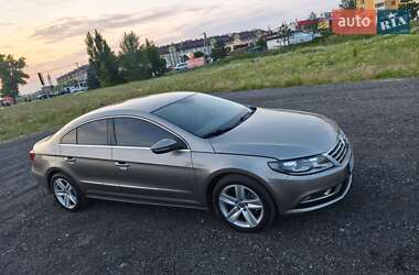 Купе Volkswagen CC / Passat CC 2013 в 