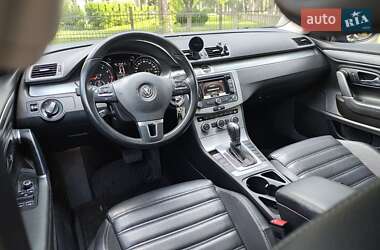 Купе Volkswagen CC / Passat CC 2013 в 