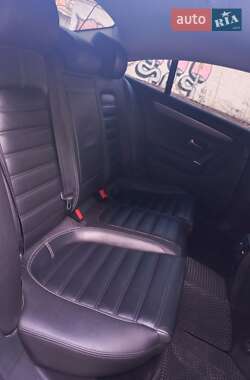 Купе Volkswagen CC / Passat CC 2014 в 
