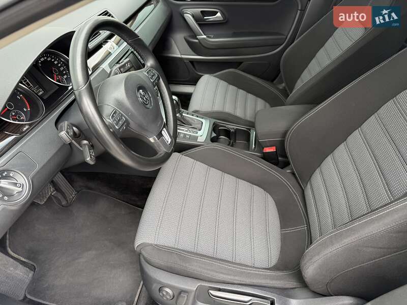 Купе Volkswagen CC / Passat CC 2012 в Днепре
