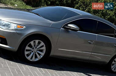 Купе Volkswagen CC / Passat CC 2008 в 