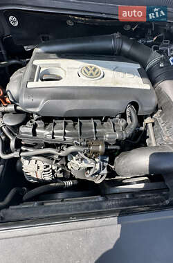 Купе Volkswagen CC / Passat CC 2010 в 