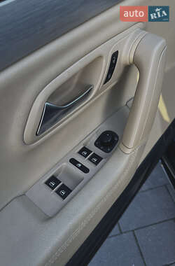 Купе Volkswagen CC / Passat CC 2013 в 