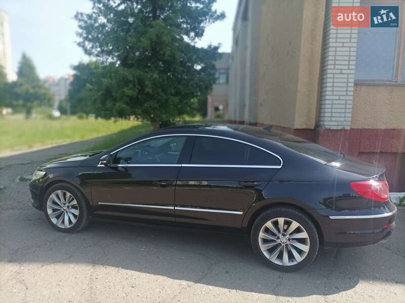 Купе Volkswagen CC / Passat CC 2008 в Дрогобичі