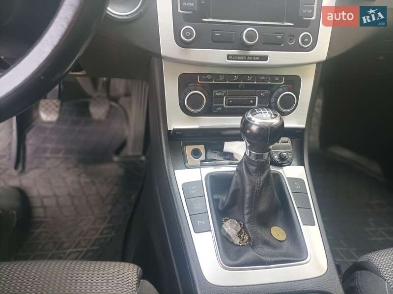 Купе Volkswagen CC / Passat CC 2008 в Дрогобичі