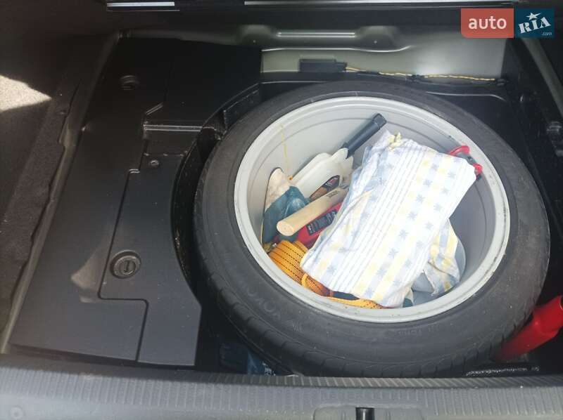 Купе Volkswagen CC / Passat CC 2008 в Дрогобичі