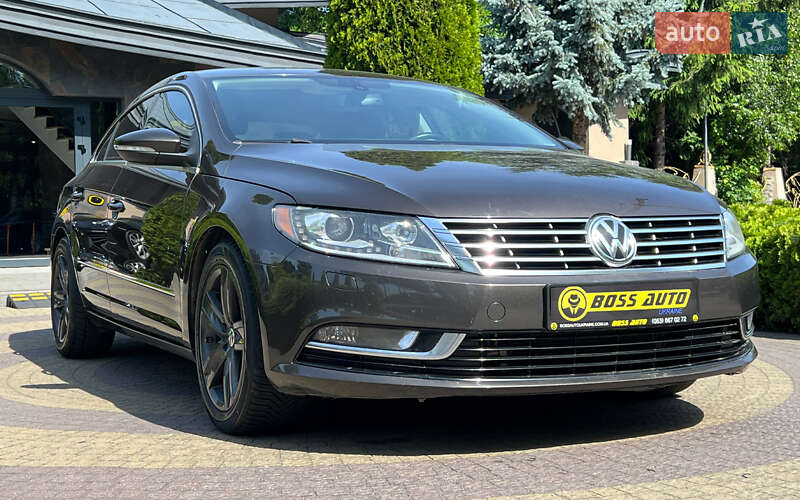 Купе Volkswagen CC / Passat CC 2012 в 
