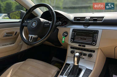 Купе Volkswagen CC / Passat CC 2012 в 