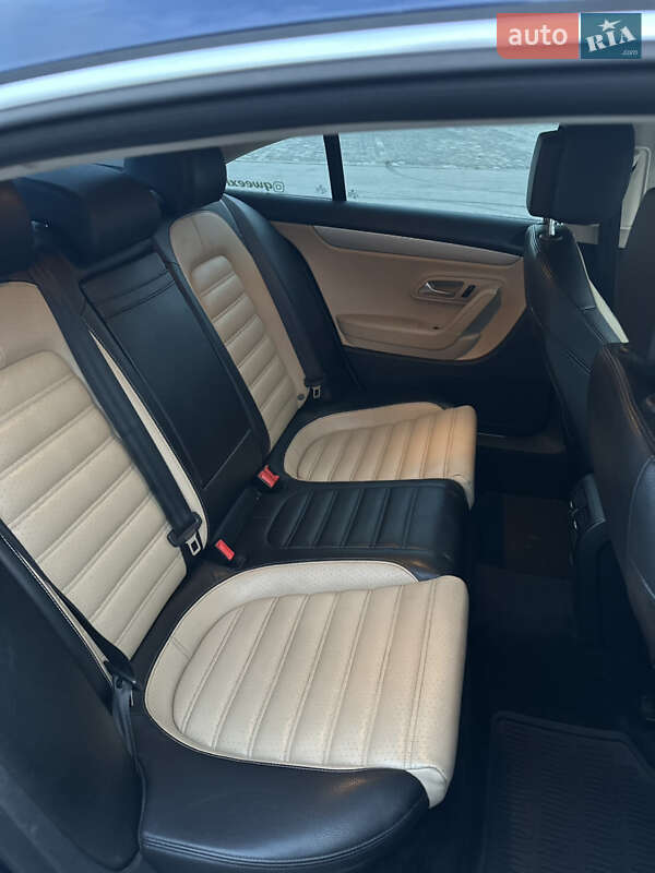 Купе Volkswagen CC / Passat CC 2012 в Харкові