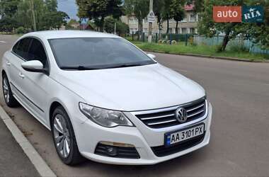 Купе Volkswagen CC / Passat CC 2011 в 