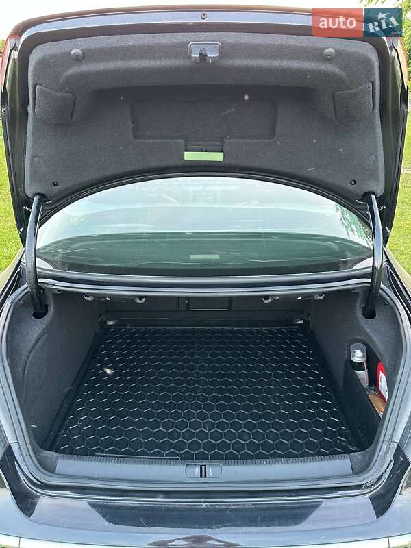 Купе Volkswagen CC / Passat CC 2012 в Ровно