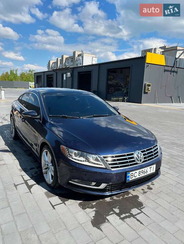 Купе Volkswagen CC / Passat CC 2012 в 