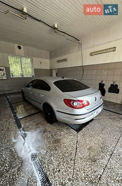 Купе Volkswagen CC / Passat CC 2010 в 