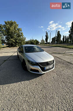 Купе Volkswagen CC / Passat CC 2010 в 