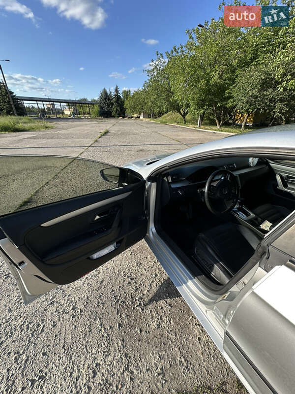 Купе Volkswagen CC / Passat CC 2010 в Кривом Роге фото 38 Купе Volkswagen CC / Passat CC 2010 в Кривом Роге