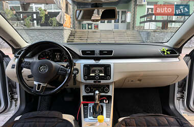 Купе Volkswagen CC / Passat CC 2012 в 