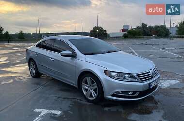 Купе Volkswagen CC / Passat CC 2013 в 