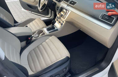 Купе Volkswagen CC / Passat CC 2014 в 