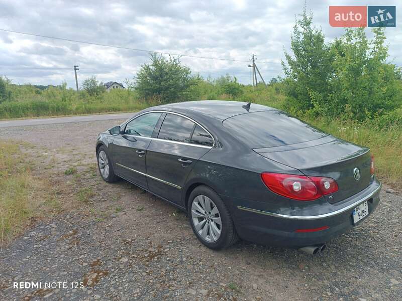 Купе Volkswagen CC / Passat CC 2011 в Львове