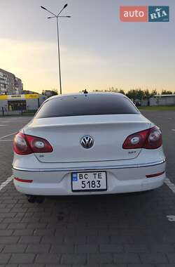 Купе Volkswagen CC / Passat CC 2011 в 