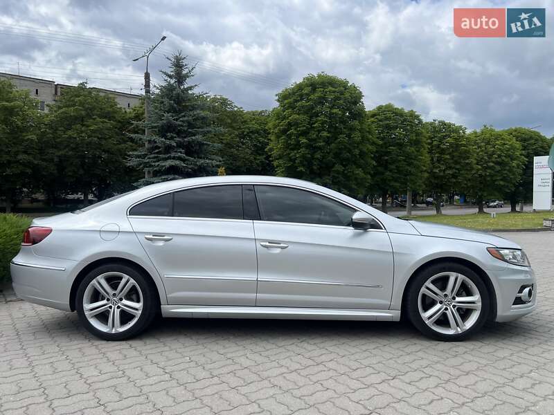 Купе Volkswagen CC / Passat CC 2015 в Києві