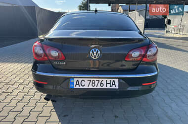 Купе Volkswagen CC / Passat CC 2009 в 