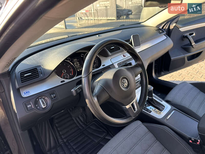 Купе Volkswagen CC / Passat CC 2009 в Луцке