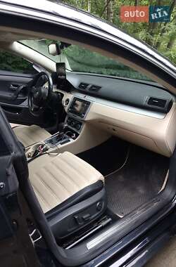 Купе Volkswagen CC / Passat CC 2010 в 
