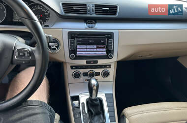 Купе Volkswagen CC / Passat CC 2012 в 