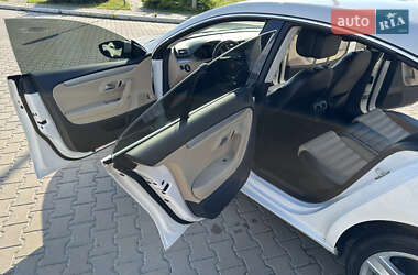 Купе Volkswagen CC / Passat CC 2012 в 