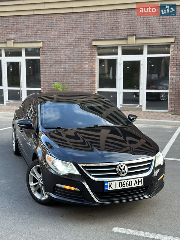 Купе Volkswagen CC / Passat CC 2010 в 