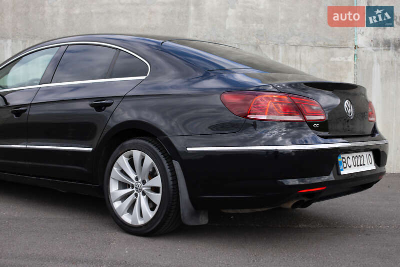 Купе Volkswagen CC / Passat CC 2013 в Львове