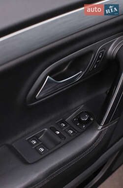 Купе Volkswagen CC / Passat CC 2013 в 