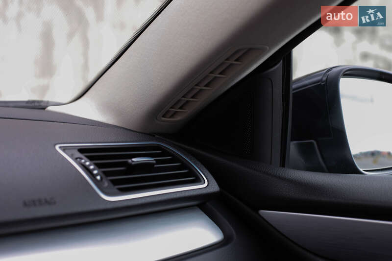 Купе Volkswagen CC / Passat CC 2013 в Львове