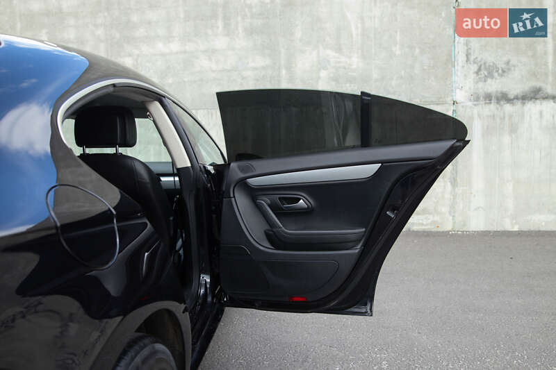 Купе Volkswagen CC / Passat CC 2013 в Львове