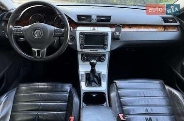 Купе Volkswagen CC / Passat CC 2008 в 