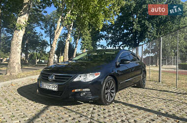 Купе Volkswagen CC / Passat CC 2010 в Мукачево