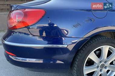 Купе Volkswagen CC / Passat CC 2010 в 