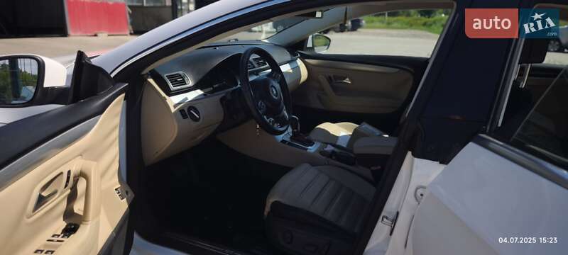 Купе Volkswagen CC / Passat CC 2014 в Синельниково