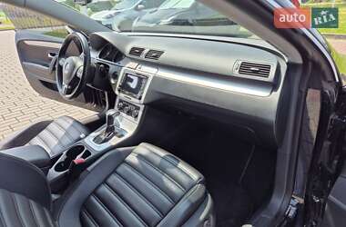 Купе Volkswagen CC / Passat CC 2009 в 