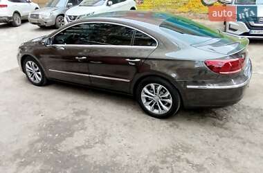 Купе Volkswagen CC / Passat CC 2012 в 