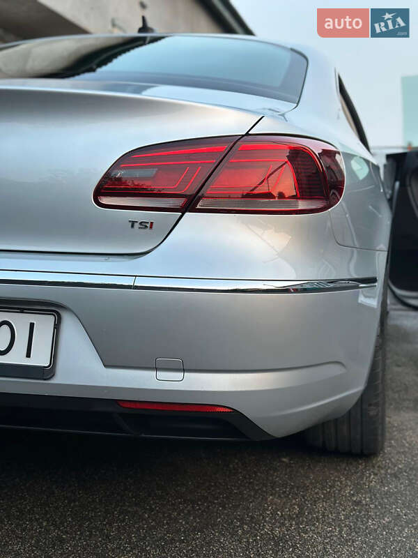Купе Volkswagen CC / Passat CC 2016 в Киеве