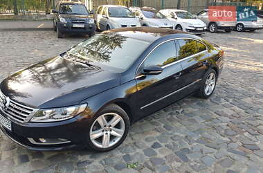 Купе Volkswagen CC / Passat CC 2013 в 