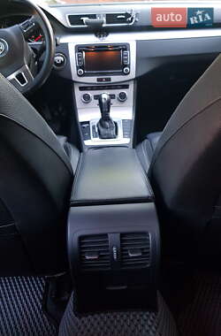 Купе Volkswagen CC / Passat CC 2013 в 