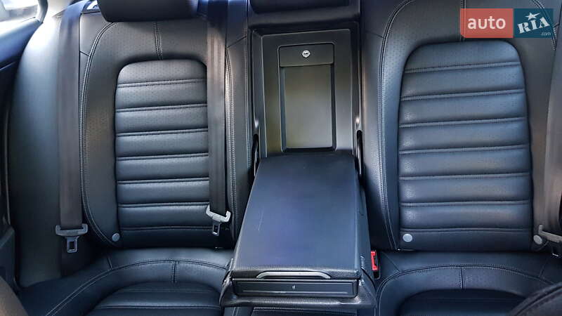 Купе Volkswagen CC / Passat CC 2013 в Львові
