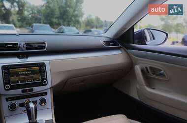 Купе Volkswagen CC / Passat CC 2013 в 